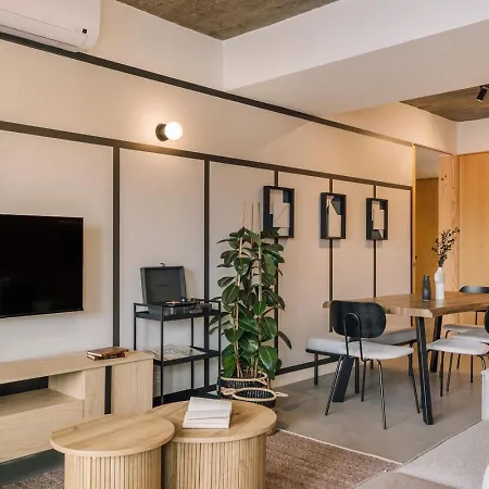 Galapos - 2 Bedrooms And Parking In Santo Antonio Lisbona